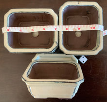 Load image into Gallery viewer, 4.5&quot; Glazed Ceramic Bonsai Pot &amp; Matching Tray ~ Quince Rectangular Cream
